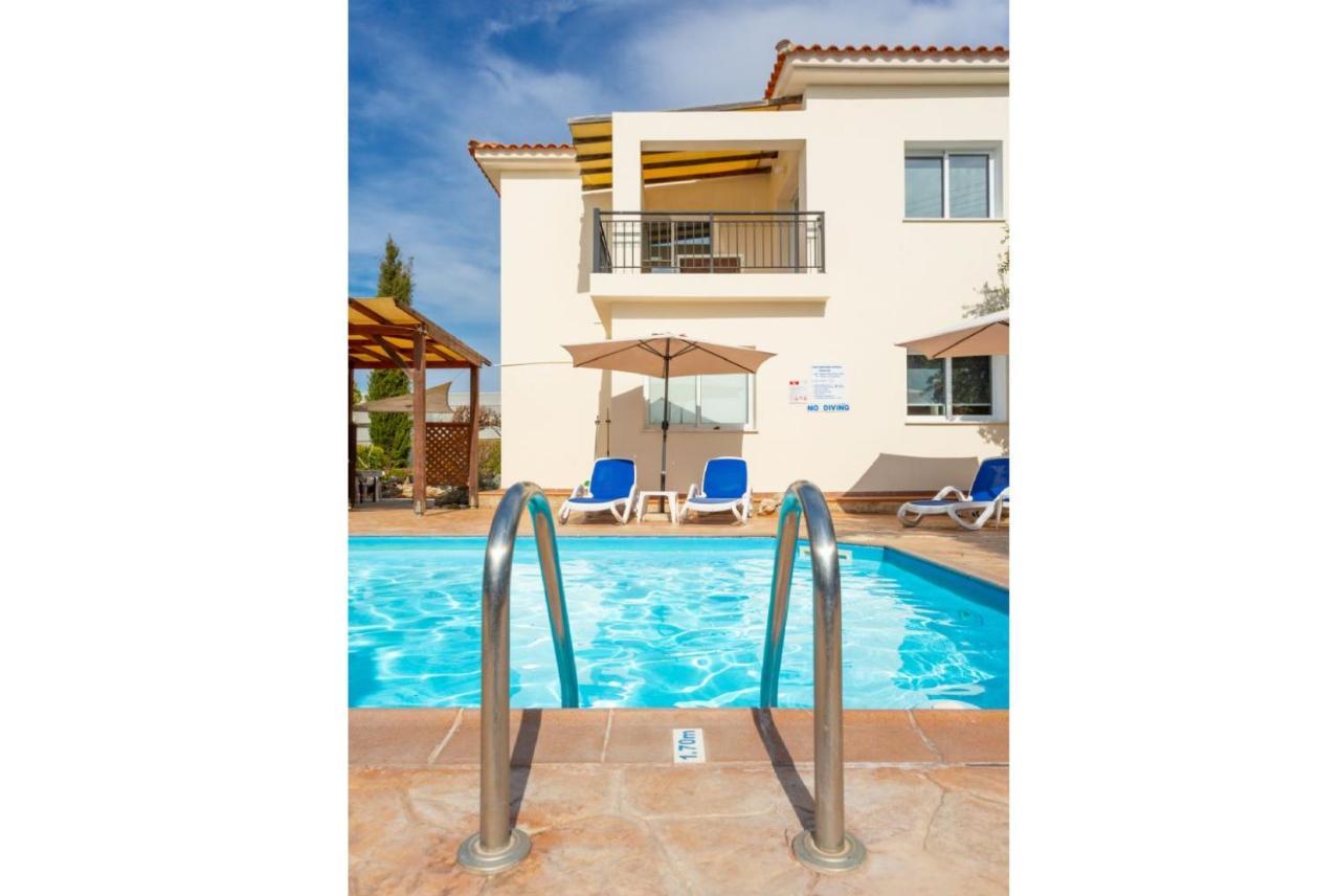 Villa Kleopatra Paphos Bagian luar foto