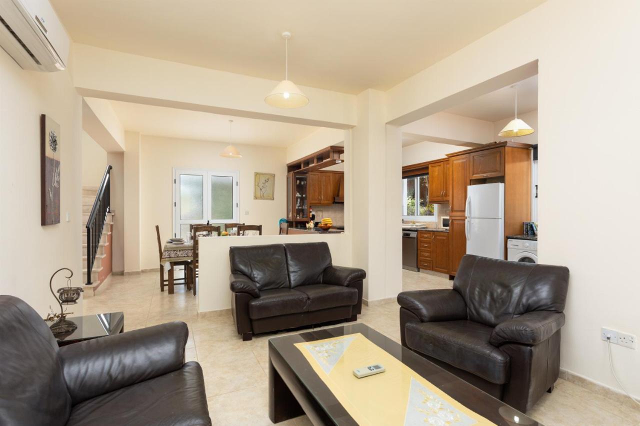 Villa Kleopatra Paphos Bagian luar foto
